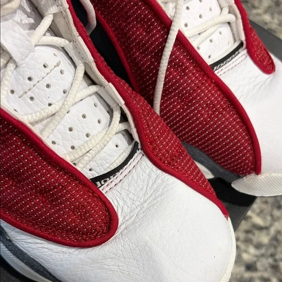 Jordan Kids Sneakers in Red and White - Picture 4 of 16